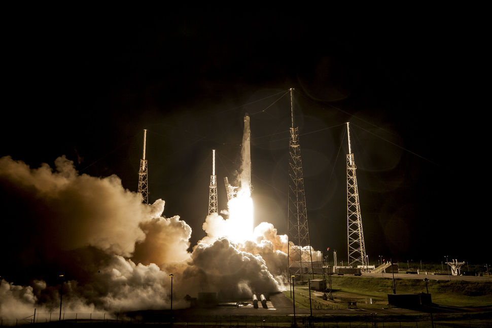 SpaceX: Rocket Launch Was Successful; Booster Had a Hard Landing