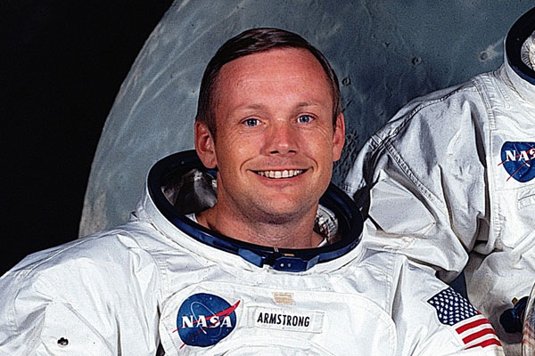 Neil Armstrong’s Widow Found Bag Stuffed with Appolo 11 Artifacts