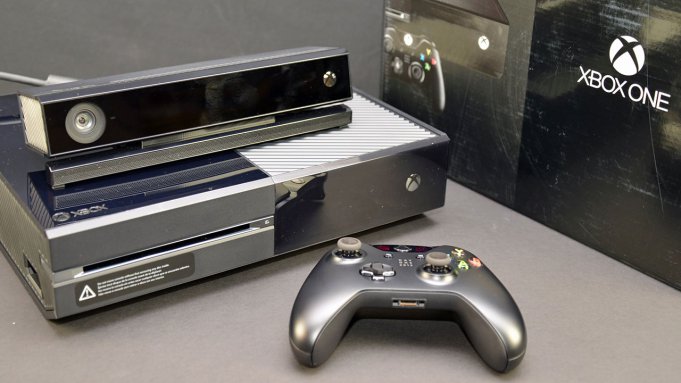 Microsoft-Xbox-One-with-Kinect