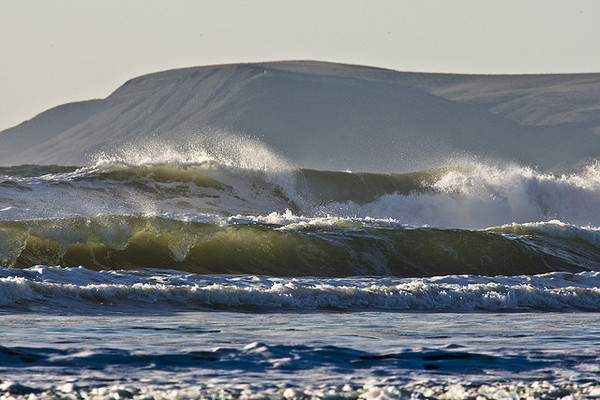 alt="waves hitting california's shores'