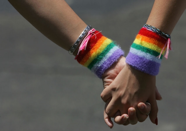 "UCSF Researchers Will Use New iPhone App to Conduct Massive LGBT Health Study"