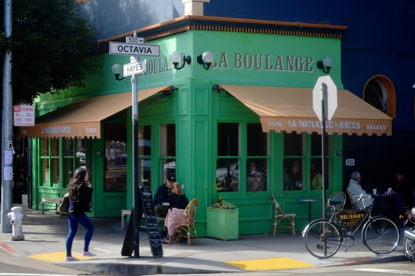 alt="La Boulange Shop in San Francisco"
