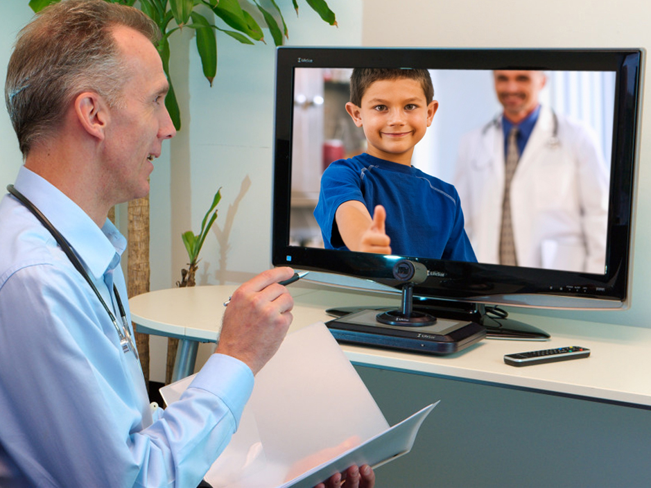 "Doctors Diagnosing via Skype Instead of Performing Hands-on Exams Raises Concerns"
