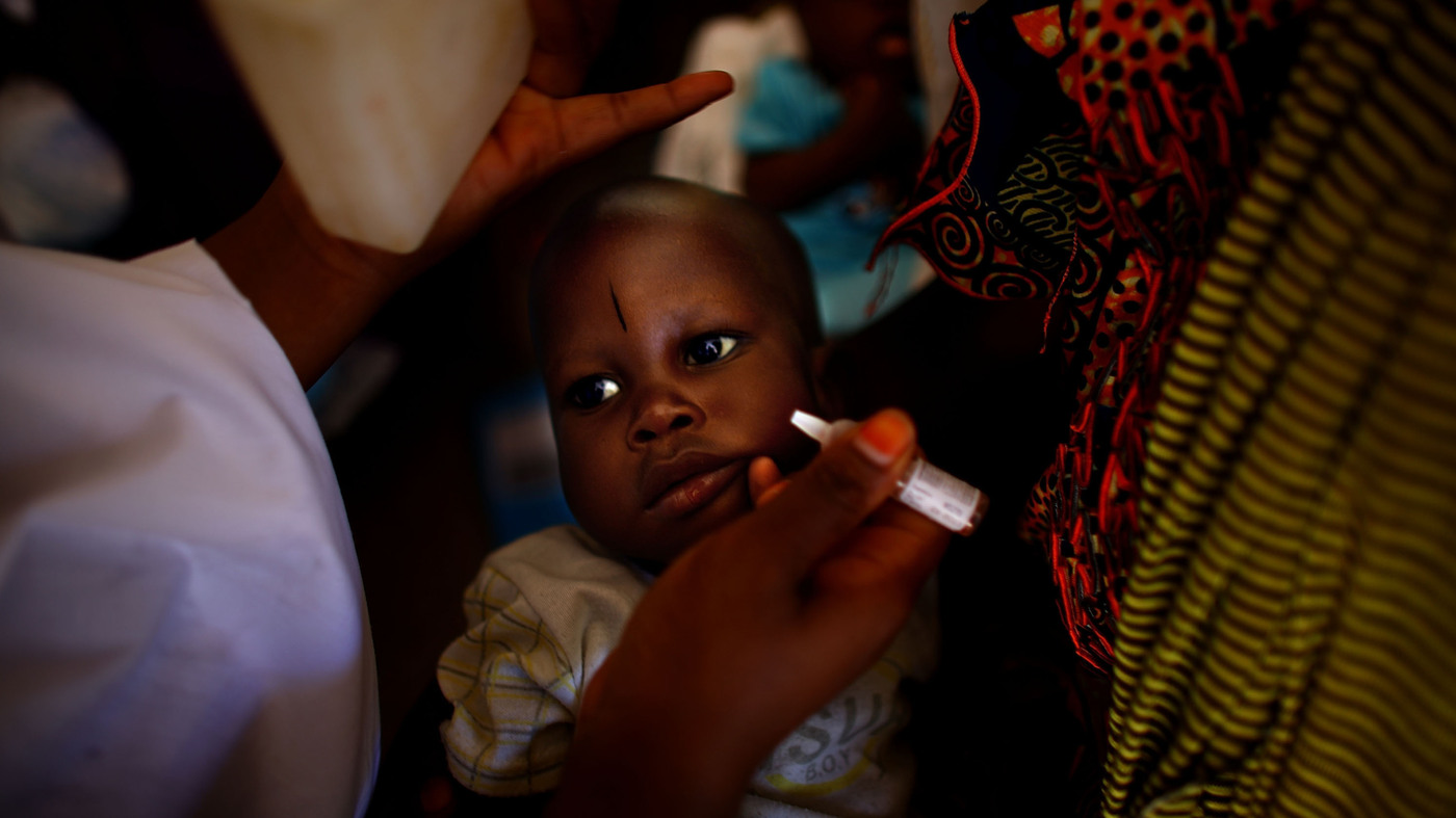 "nigeria somalia afghanistan pakistan polio free erradicated one year"