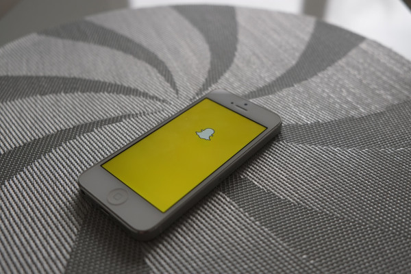 Snapchat makes important changes bu joining hardware industry