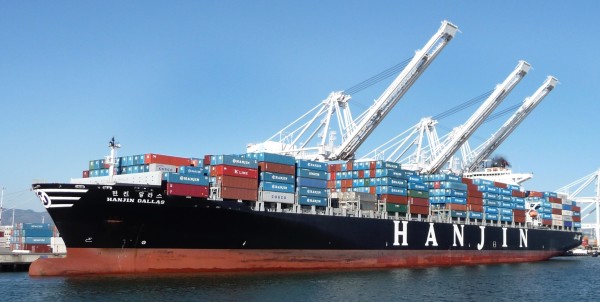 A Hanjin ship was stranded on the coast of California