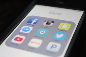 worst platforms social media icons